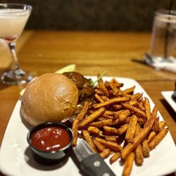 Mukilteo Lodge Sports Grille - Ghost steak burger