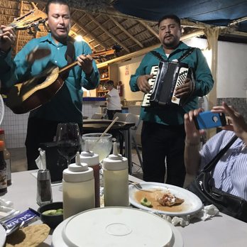 Mary's Seafood - Seafood Near Me - Puerto Peñasco, SON