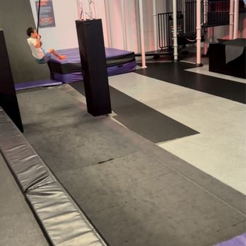 Sky Zone Trampoline Park - Trampoline Parks Near Me - Clovis, California