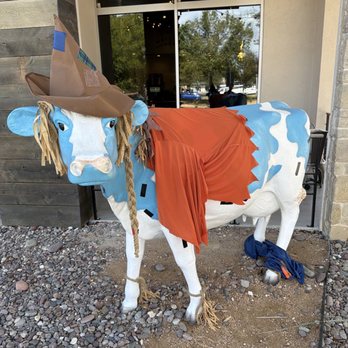 Mendocino Farms - Someone pants'd this poor cow - Salad Near Me - Austin, Texas Mendocino Farms - Someone pants'd this poor cow - Salad Near Me - Austin, Texas