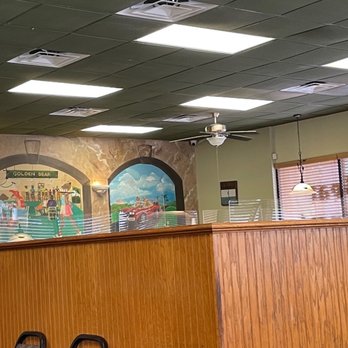 Golden Bear - Cool decor - Breakfast & Brunch Near Me - Largo, Florida