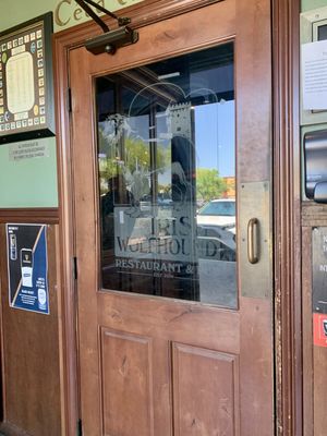 Irish Wolfhound Restaurant & Pub by null