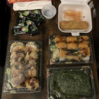 Toko Japanese Steak House - Egg Roll, Seaweed Salad, Empire State of Mind Roll, and Mercedes-Benzes Roll, all were good. - Ramen Near Me - Kent, Ohio Toko Japanese Steak House - Egg Roll, Seaweed Salad, Empire State of Mind Roll, and Mercedes-Benzes Roll, all were good. - Ramen Near Me - Kent, Ohio