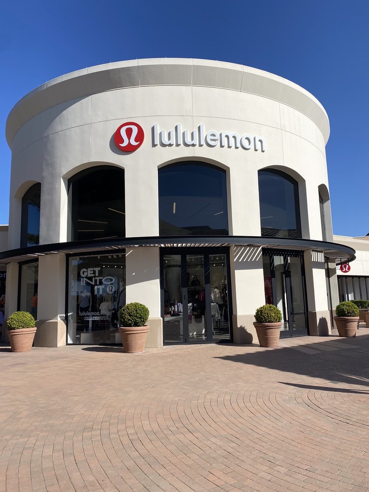 lululemon Logo