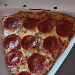 Pepperoni pizza