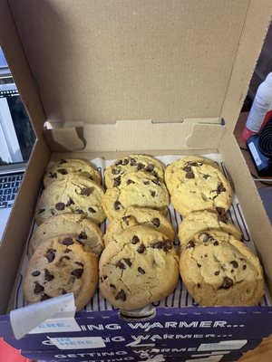 Insomnia Cookies by null