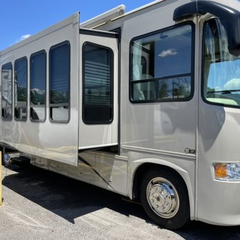 H2O Mobile Wash & Detailing - RV wash and waxing - Car Wash Near Me H2O Mobile Wash & Detailing - RV wash and waxing - Car Wash Near Me