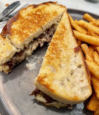 Clear Sky on Park by null