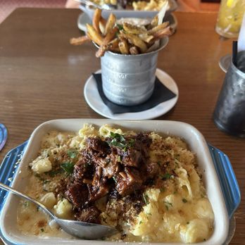 Beer Kitchen - Mac & cheese with burnt ends - Gastropubs Near Me - Kansas City, Missouri