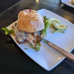 Canopy Road Cafe