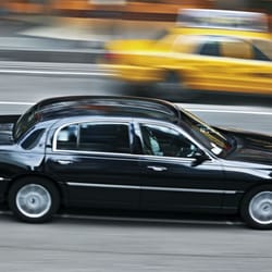 Thrive Limousine Services - Calgary Thrive Limousine Corporate Travel , Airport Transfers, Weddings ,Bachellor Parties & Concert.