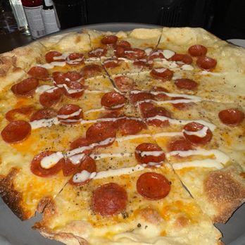 Ospi Costa Mesa - Cacio e pepi pepperoni pizzza - Pizza Near Me - Costa Mesa, California Ospi Costa Mesa - Cacio e pepi pepperoni pizzza - Pizza Near Me - Costa Mesa, California