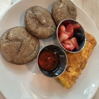 Pura Vida Miami - GLUTEN FREE PANCAKES - Breakfast & Brunch Near Me - Miami, Florida Pura Vida Miami - GLUTEN FREE PANCAKES - Breakfast & Brunch Near Me - Miami, Florida