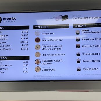 Crumbl - Wicker Park - Bakeries Near Me - Chicago, Illinois
