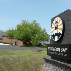 Sturgeon Bay Community Church - Church building from the corner of Georgia & 12th Ave.