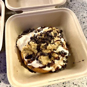 Cinnaholic - Cookie Dough - Desserts Near Me - Seattle, Washington