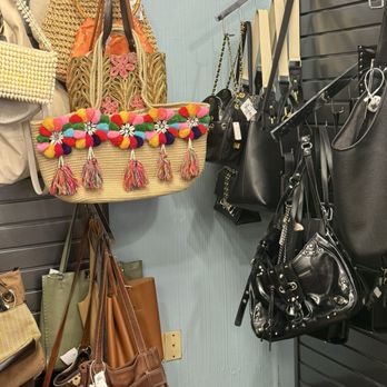 Buffalo Exchange - Women's Clothing Near Me - Austin, Texas Buffalo Exchange - Women's Clothing Near Me - Austin, Texas