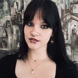 Velvet Elvis Piercing - Piercings
