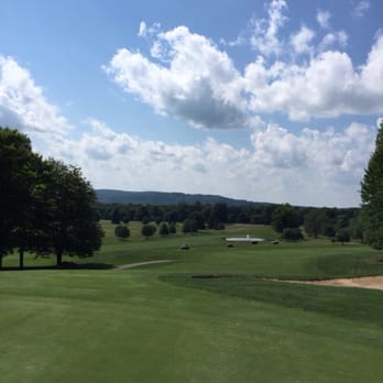 Pine Lakes Golf Club - Golf Near Me - Hubbard, Ohio Pine Lakes Golf Club - Golf Near Me - Hubbard, Ohio