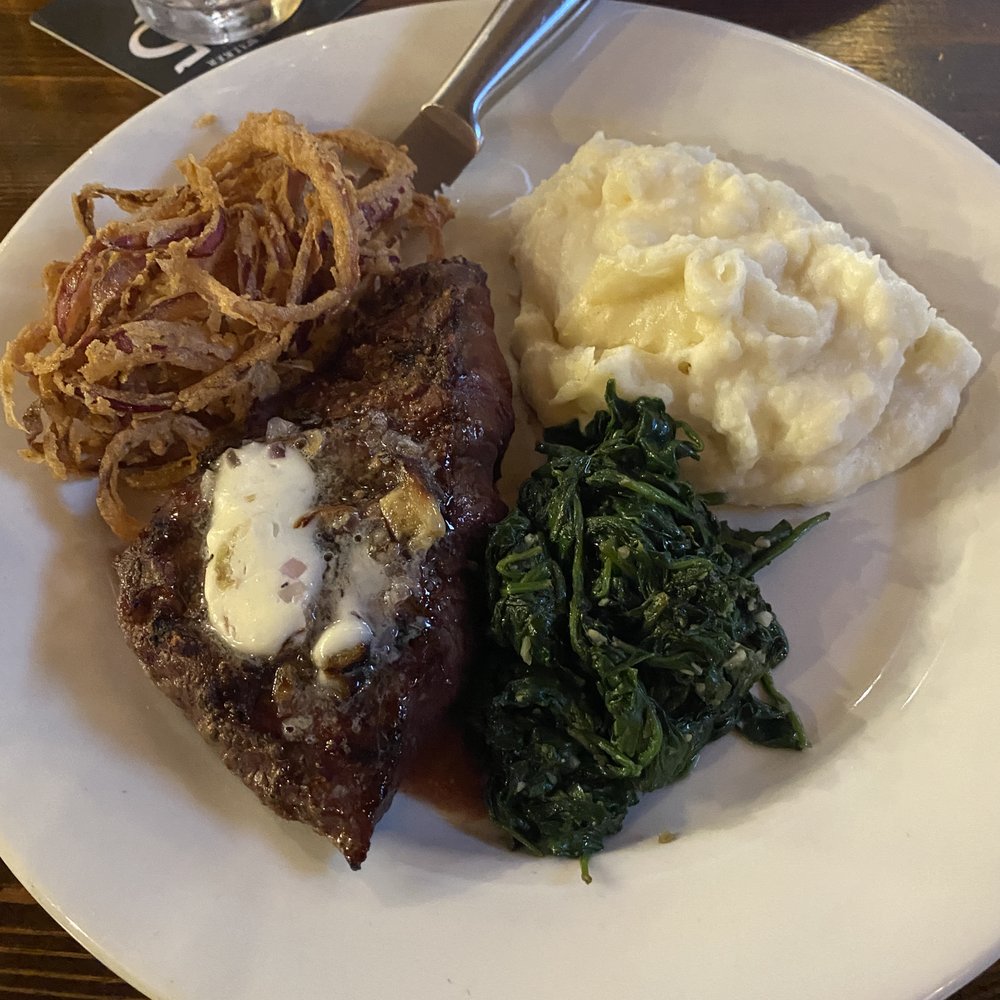 The Chieftain Irish Pub & Restaurant - Sports Bars Near Me - San Francisco, California The Chieftain Irish Pub & Restaurant - Sports Bars Near Me - San Francisco, California