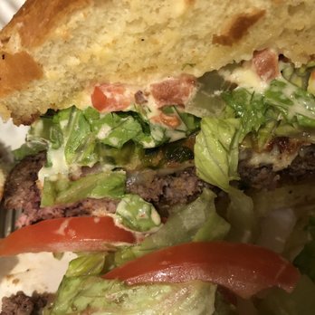 5 Arch Brewing - Spectacular Burger - Pizza Near Me - Centerville, Indiana