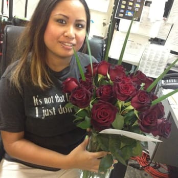 Sky Flowers - 2 dozen black baccara - Party & Event Planning Near Me - Burbank, California Sky Flowers - 2 dozen black baccara - Party & Event Planning Near Me - Burbank, California