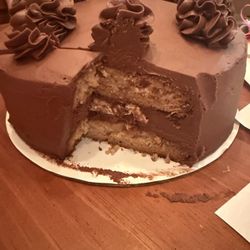 Shelly’s Sweet Sensations Bakery & Eatery - Chocolate banana cream cake