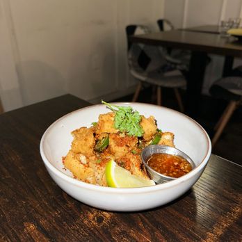 Kin Long Beach - Thai Near Me - Long Beach, California