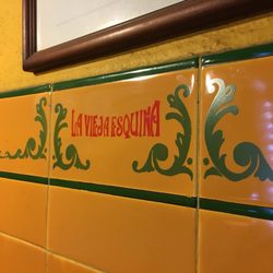 La Vieja Esquina