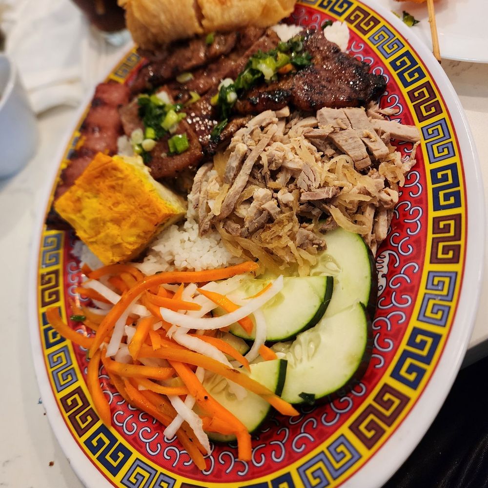 MT Noodles - Fantastic - Vietnamese Near Me - Brooklyn Park, Minnesota