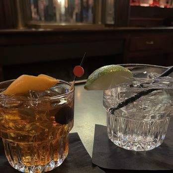 The Golden Hoosier - Happy Hour.... - Burgers Near Me - St. Louis, Missouri The Golden Hoosier - Happy Hour.... - Burgers Near Me - St. Louis, Missouri