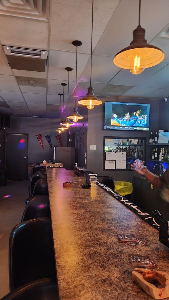 Pleasant Hookah & Cigar Lounge