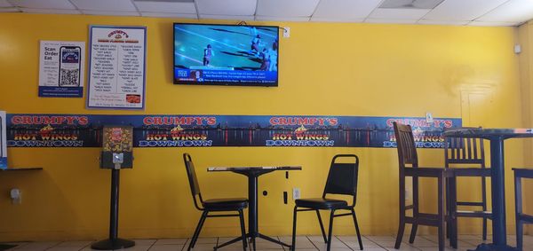 Crumpy's Hot Wings Downtown by null