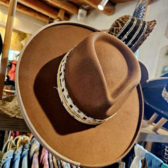 Spotted Bear - Women's Clothing Near Me - Taos, New Mexico