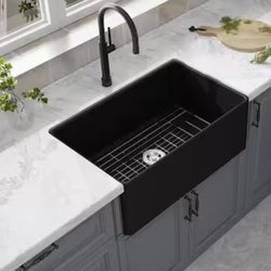 RAVE Auctions - Fireclay 30 in. L x 18 in. W Black Single Bowl Farmhouse Apron Kitchen Sink with Grid and Strainer