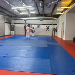 Hwa Sun Martial Arts - New dojo.