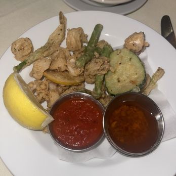 Fratelli's Ristorante - HRW Crispy Calamari - Italian Near Me - Houston, Texas Fratelli's Ristorante - HRW Crispy Calamari - Italian Near Me - Houston, Texas