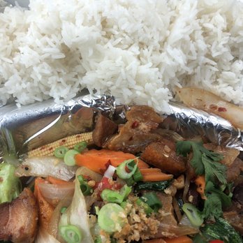 Som-Tum Thai - Thai Near Me - Murfreesboro, Tennessee