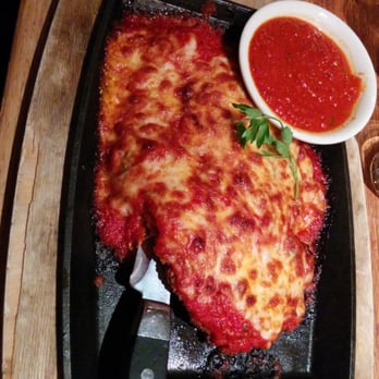 Saranello's - Chicken parm - Italian Near Me - Wheeling, Illinois Saranello's - Chicken parm - Italian Near Me - Wheeling, Illinois