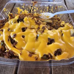 Philly King - Cheese Steak over Fries