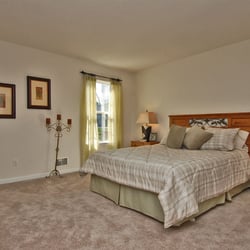 Autumn Creek Apartments - Spacious Bedrooms