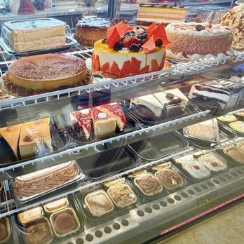 Pinecrest Bakery - Tamiami - Cakes - Bakeries Near Me - Miami, Florida Pinecrest Bakery - Tamiami - Cakes - Bakeries Near Me - Miami, Florida