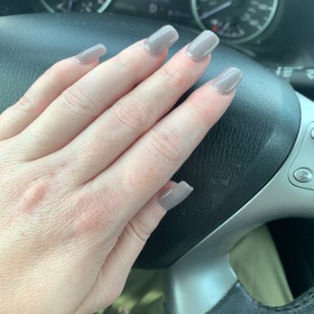 Veneto Nail Bar - Full set. I'm into simple nails but I saw her do more intricate designs. - Nail Salons Near Me - Converse, Texas
