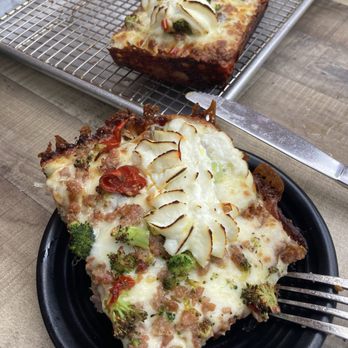 White Rabbit Gastropub - Martha Stewart's Prison Pizza - Gastropubs Near Me - Frederick, Maryland White Rabbit Gastropub - Martha Stewart's Prison Pizza - Gastropubs Near Me - Frederick, Maryland