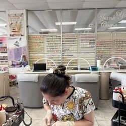 90th Nails