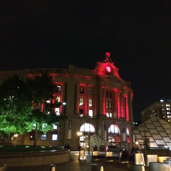 South Station - Train Stations Near Me - Boston, Massachusetts