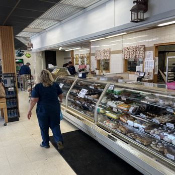 Farm Fresh Foods - Huge deli counter and fresh variety of special types of fresh baked breads. - Grocery Near Me - Jamestown, New York Farm Fresh Foods - Huge deli counter and fresh variety of special types of fresh baked breads. - Grocery Near Me - Jamestown, New York