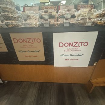 Goomba's Pizzeria - Pizza Near Me - Clermont, Florida Goomba's Pizzeria - Pizza Near Me - Clermont, Florida