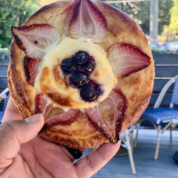 Sessions Stand - Strawberry Blueberry Danish - Patisserie/Cake Shop Near Me - Marietta, Georgia Sessions Stand - Strawberry Blueberry Danish - Patisserie/Cake Shop Near Me - Marietta, Georgia