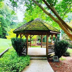 Country Park - Gazebo at the Veteran's Memorial